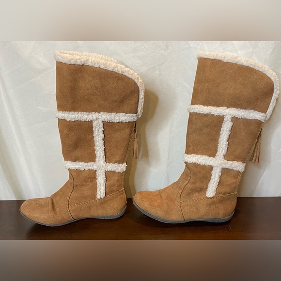 Calistoga little Girls Boots - Picture 2 of 5